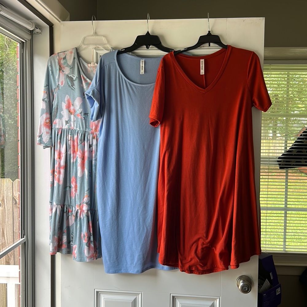 Lot of three tshirt dresses- orange and blue large floral print XL